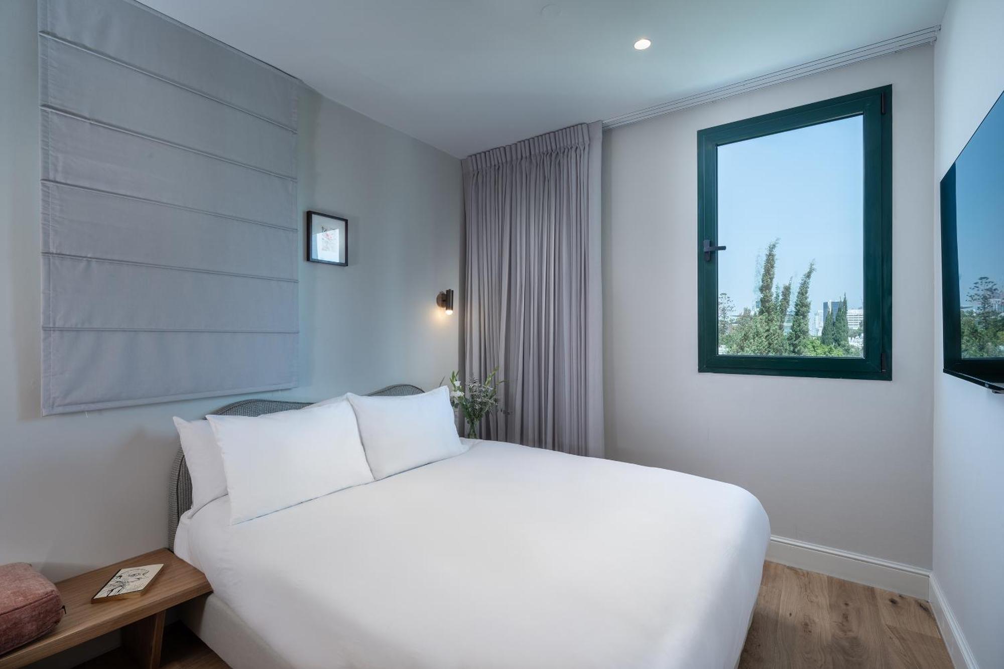 Master Mazeh Hotel Тел Авив Екстериор снимка