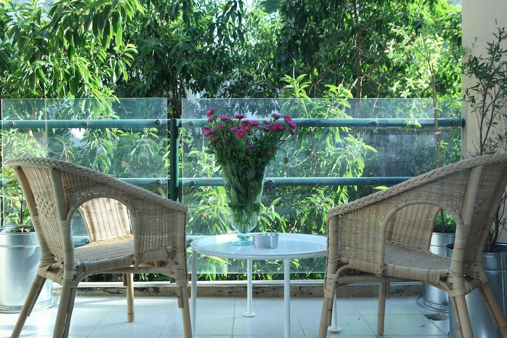 Master Mazeh Hotel Тел Авив Екстериор снимка